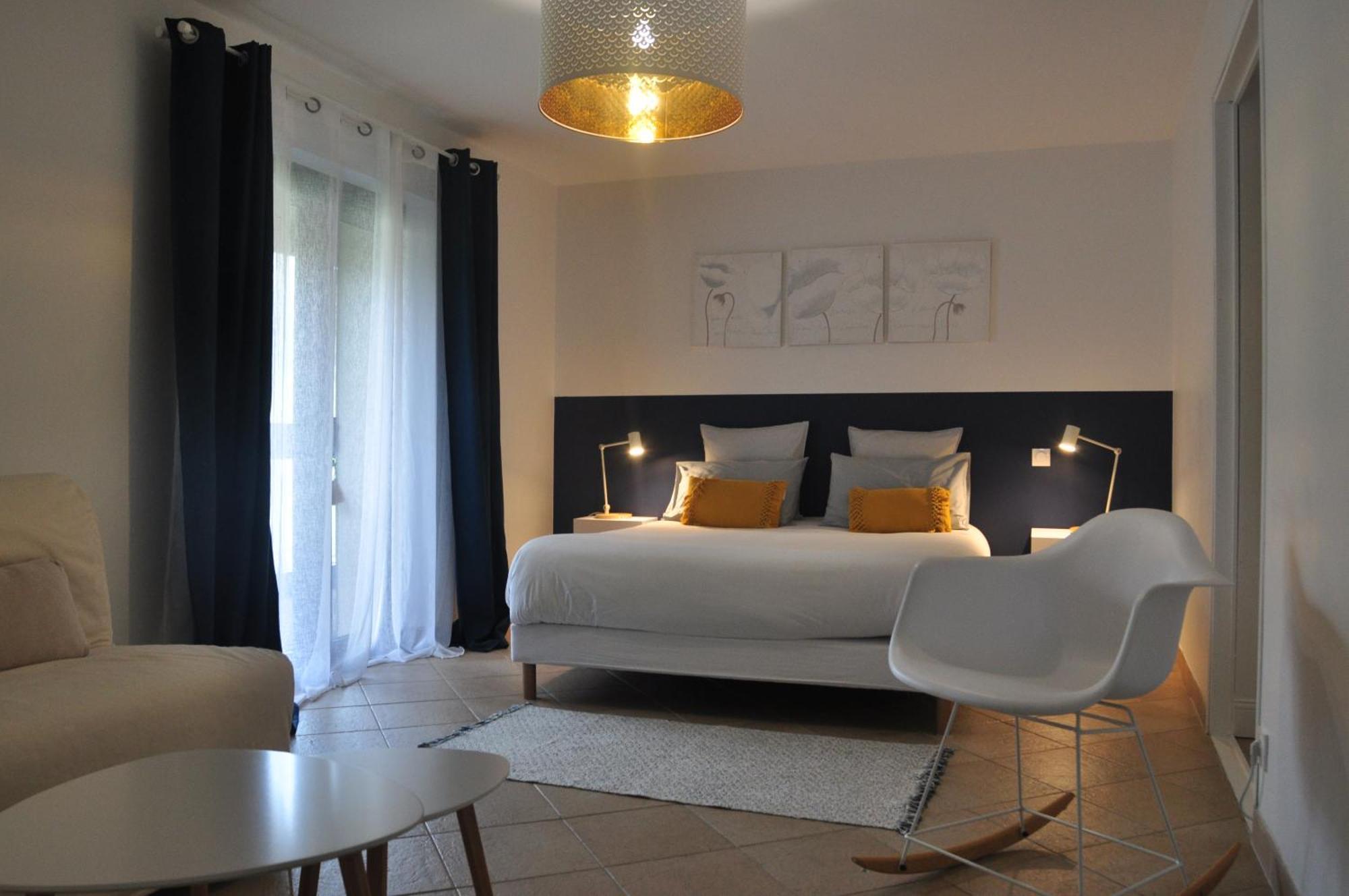Chambre D'Hotes A La Cle Des Champs Varen 外观 照片
